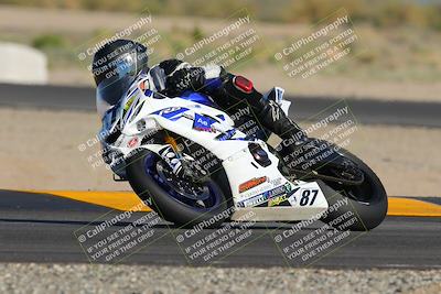 media/Oct-29-2022-CVMA (Sat) [[14c0aa3b66]]/Race 8 Supersport Middleweight/Folder 2/